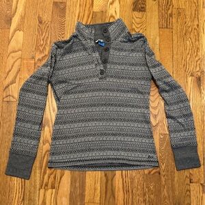 KAVU sweater/shirt small